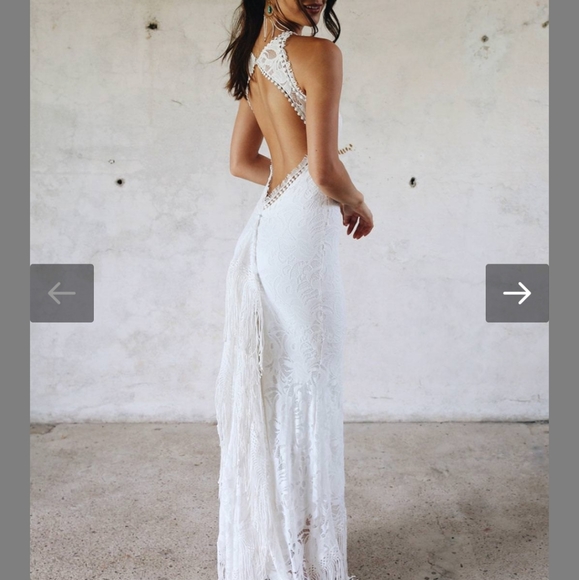 Grace Loves Lace Edie💍No Bundling, please. Special shipping needs to be made. - Picture 7 of 10